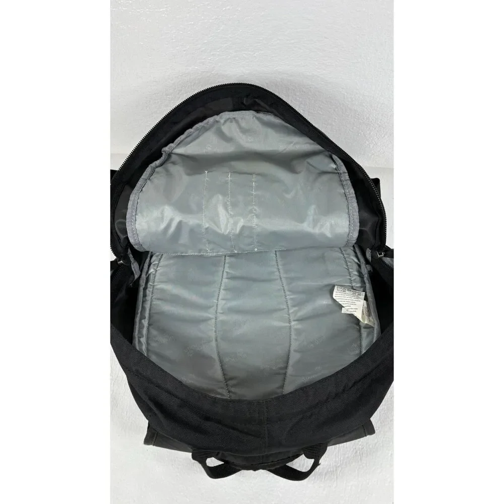 Jack Wolfskin Perfect Day Backpack Black Padded Straps and Back Multiple Pockets